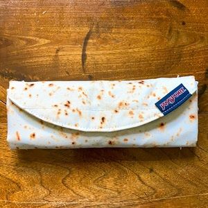 Electronics organizer